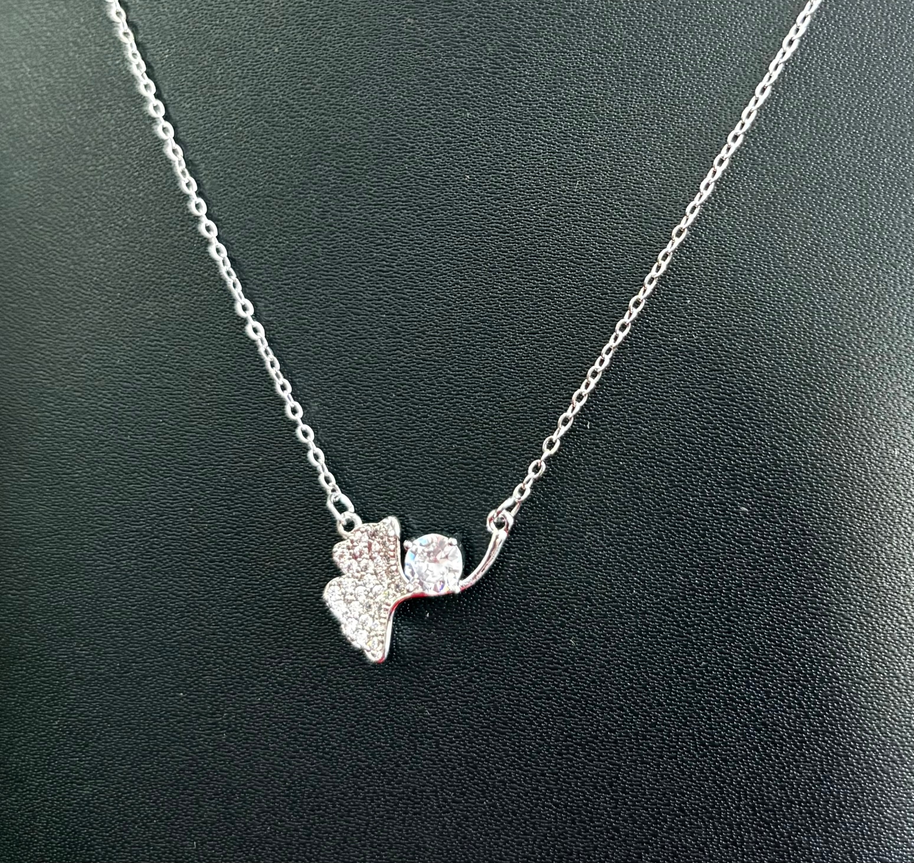 AC007 Silver finish Neck Chain
