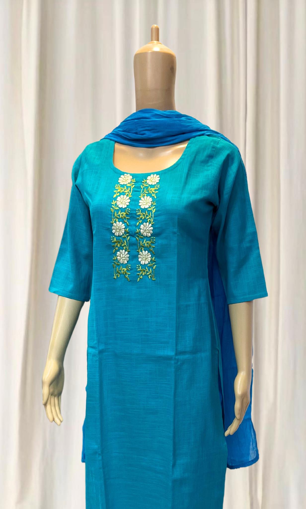 KS031 Embroidered Slub Cotton Kurti Set (3pc)