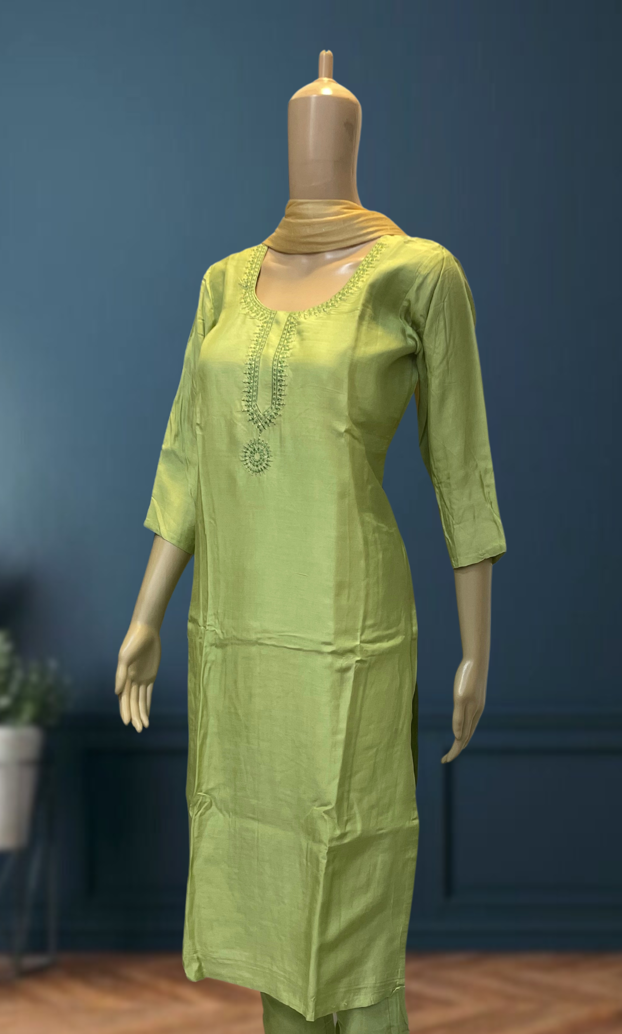 KS013 Emroidered Pista Green Pure Muslin Silk Kurti Set (3pc)