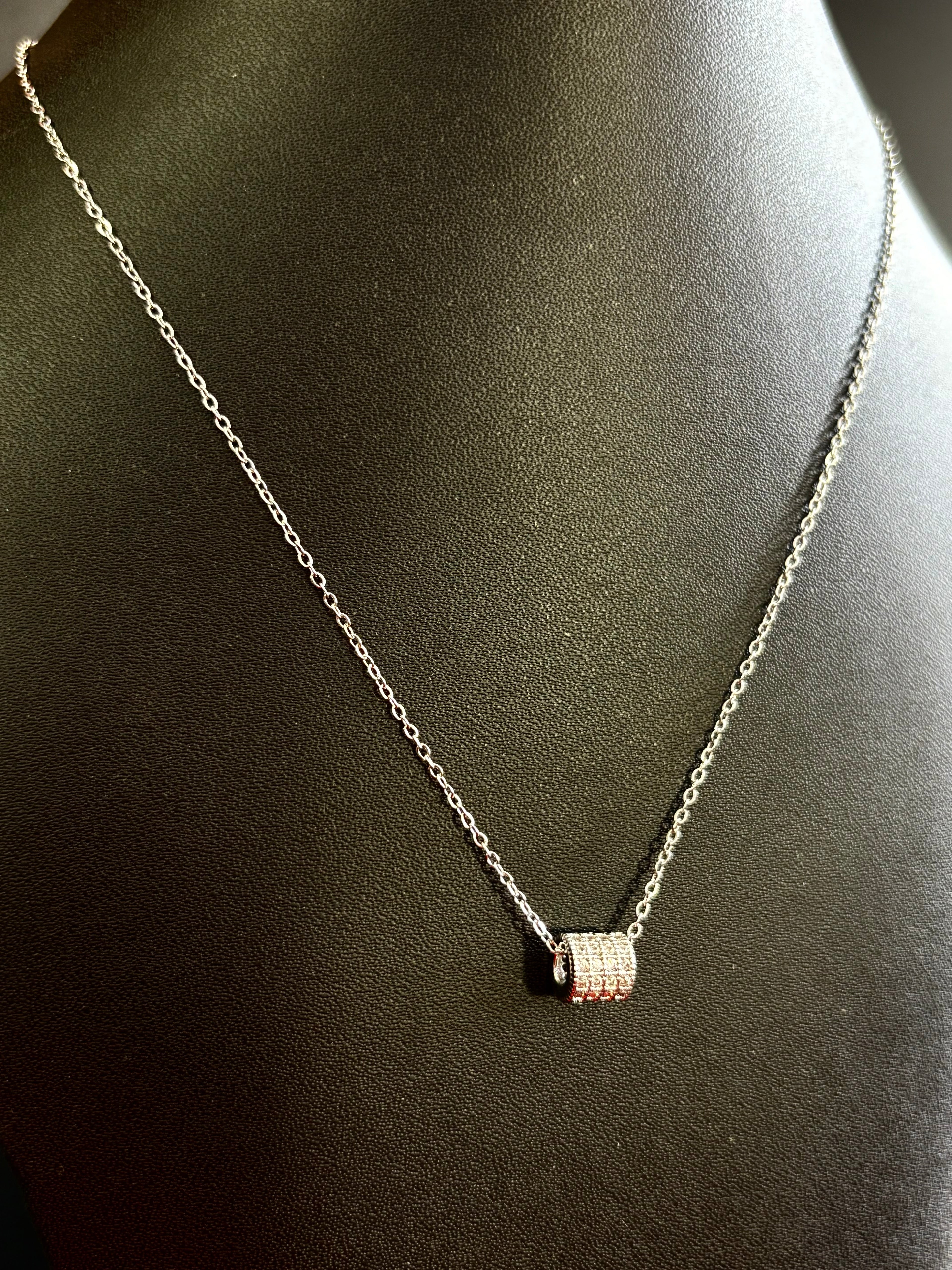 AC004 Silver finish Neck Chain