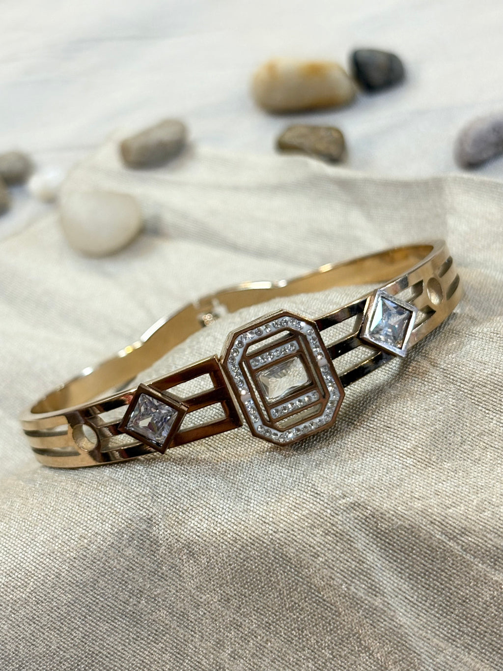 AB003 Rose gold White Stone Bracelet