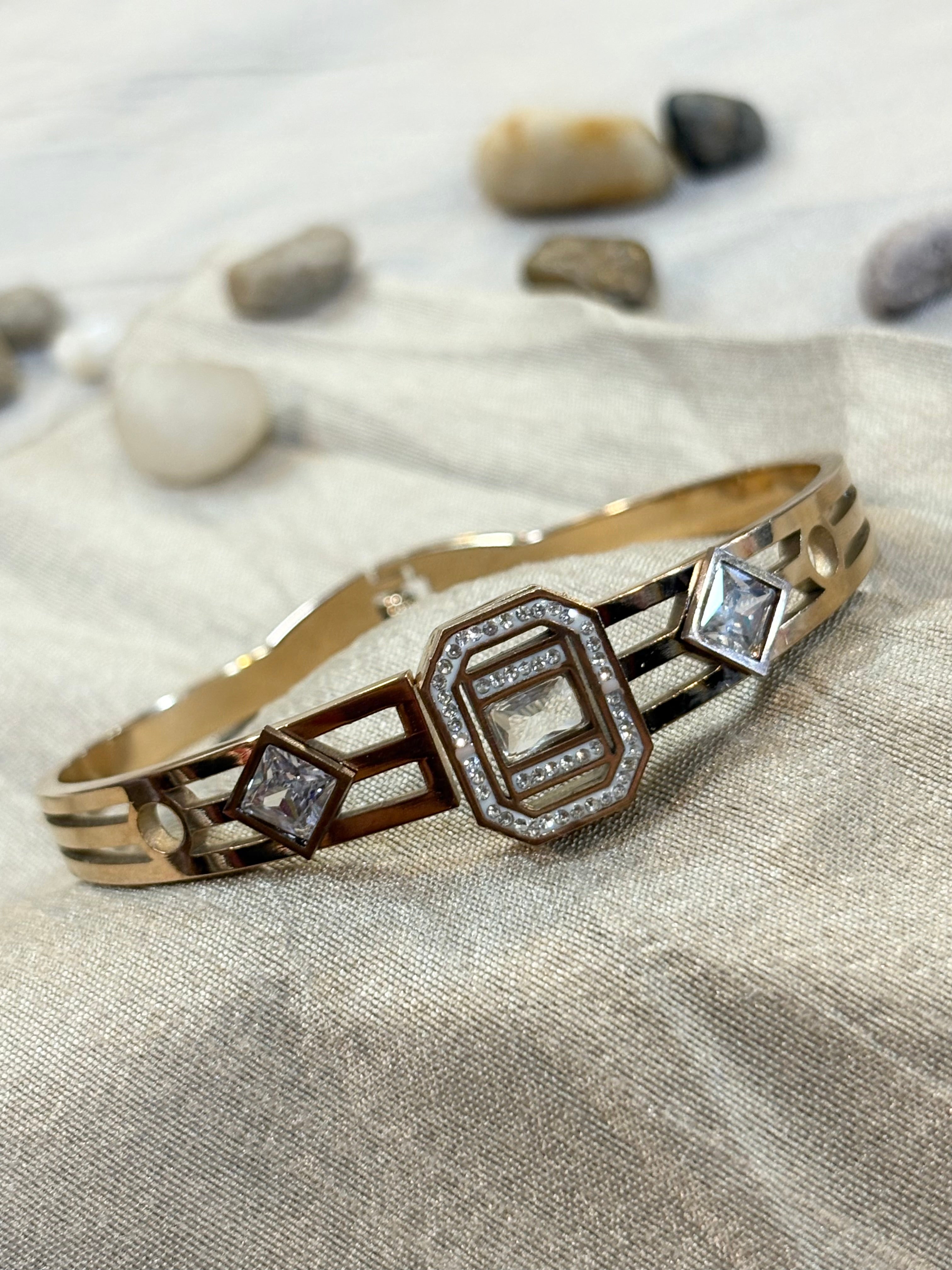 AB003 Rose gold White Stone Bracelet