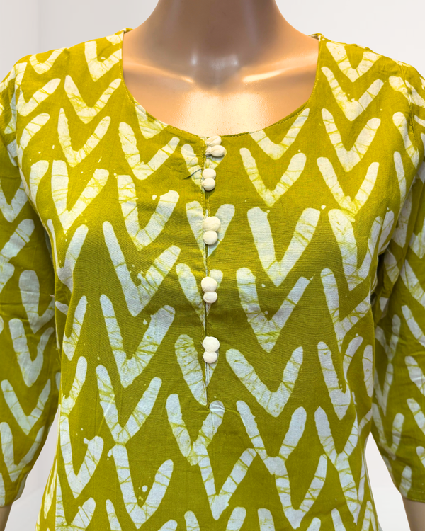 KC0014 Mehendhi Green Batik Print Kurti